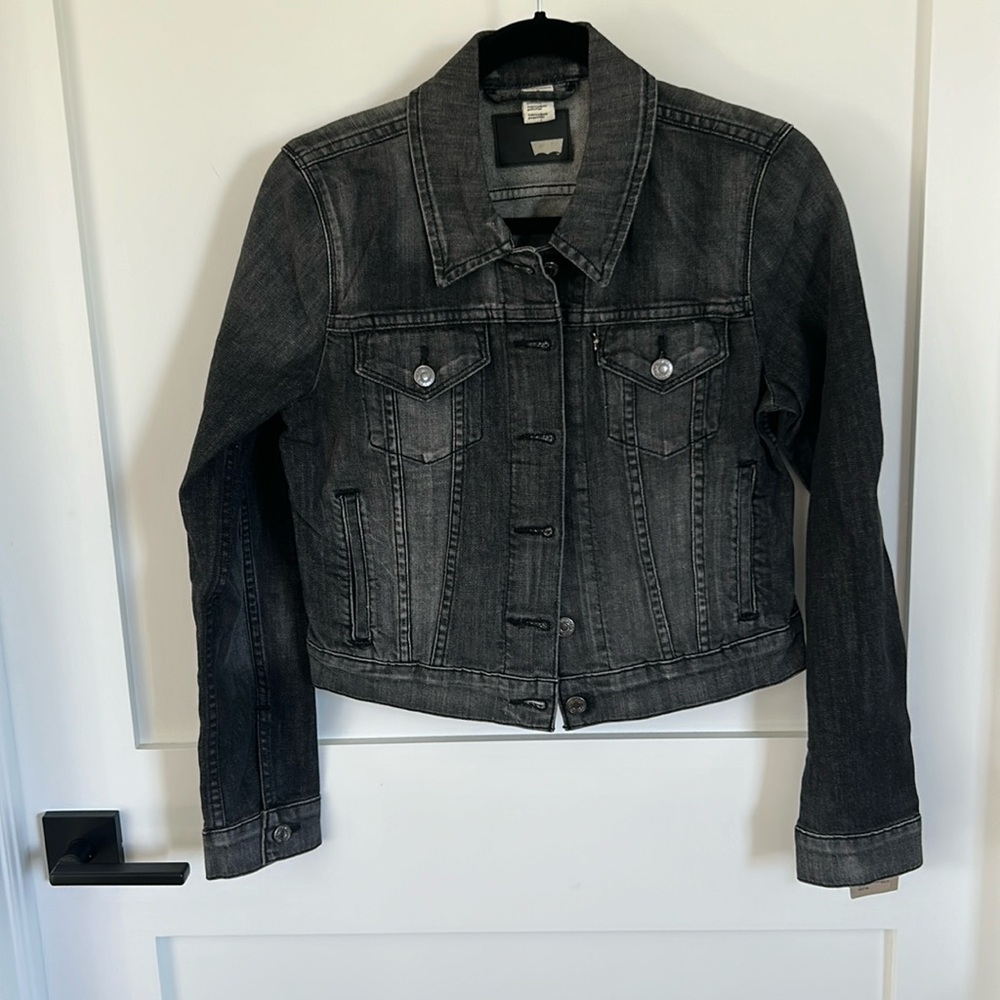 NWT Limited Edition Levi Strauss jacket in grey denim
